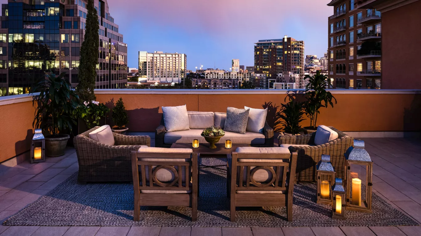 Penthouse King Suite