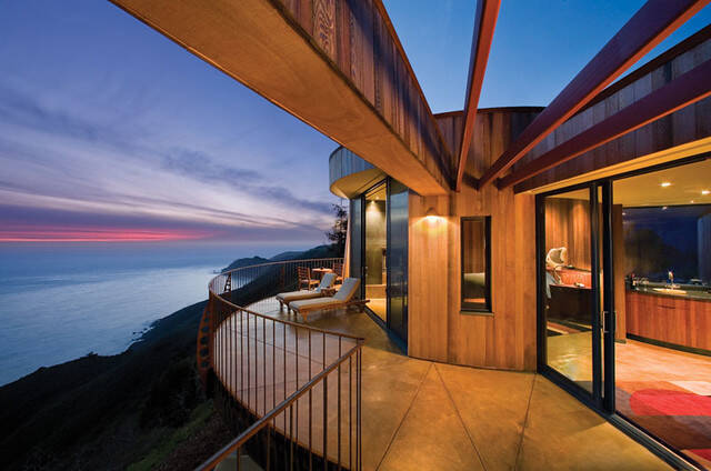Upper Pacific Suite