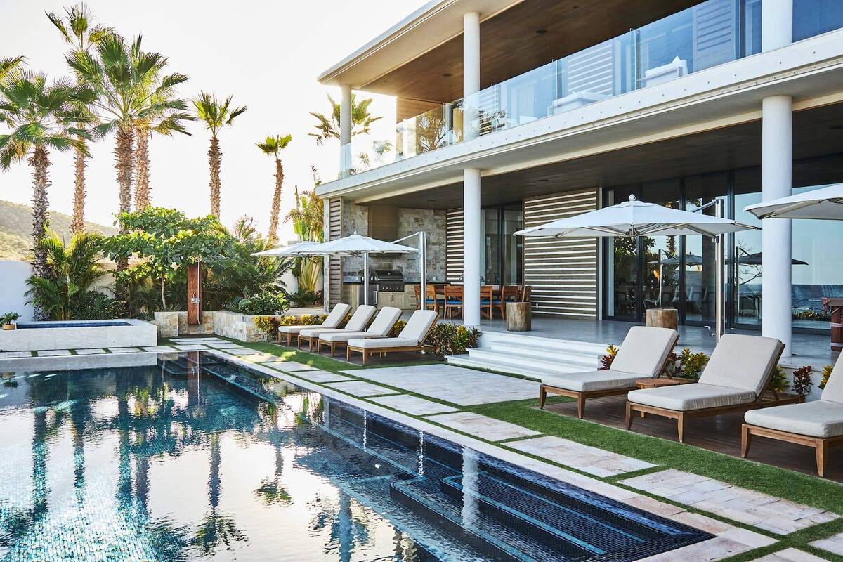 Six Bedroom Brisa Del Mar Villa