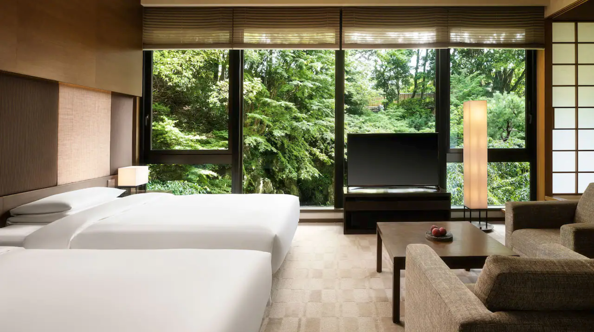Regency Executive Twin Suite