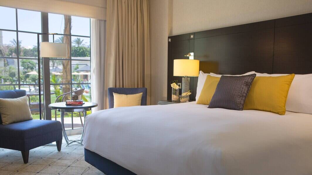 Deluxe King Room