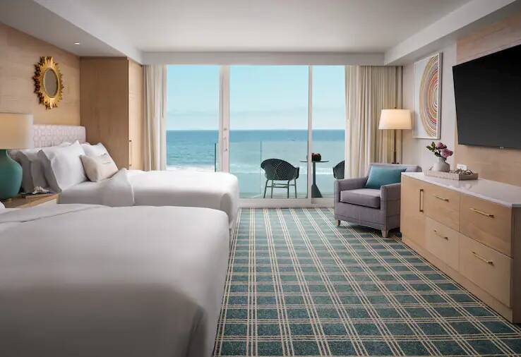 The Views Oceanfront Two Queen Room