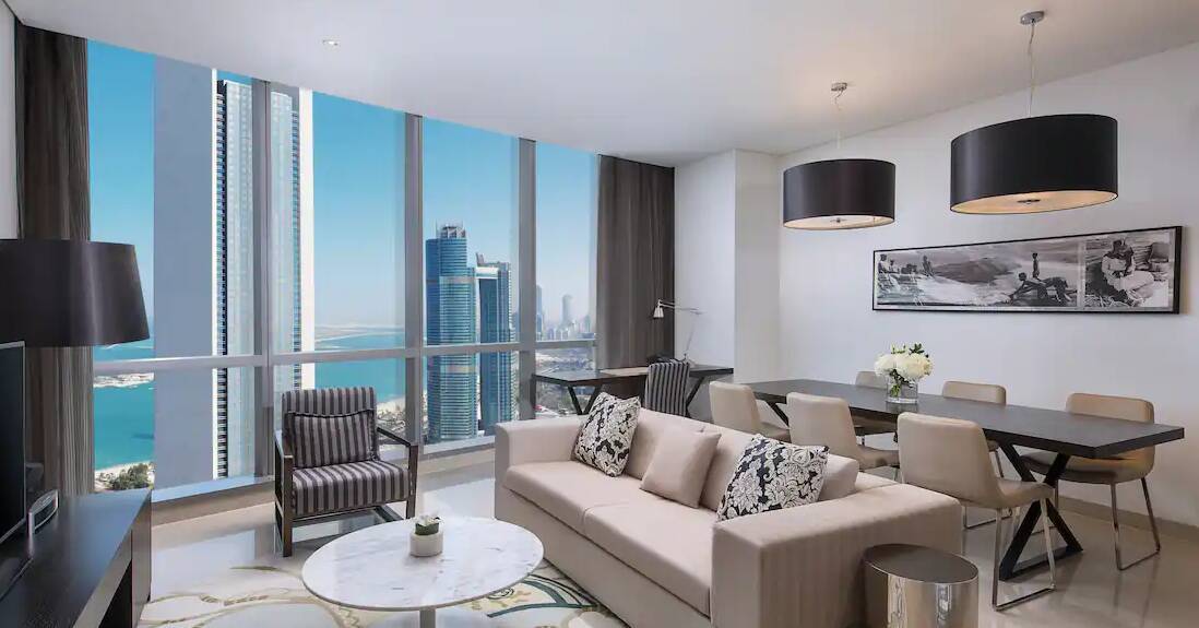 King Two Bedroom Apartment With Sea View