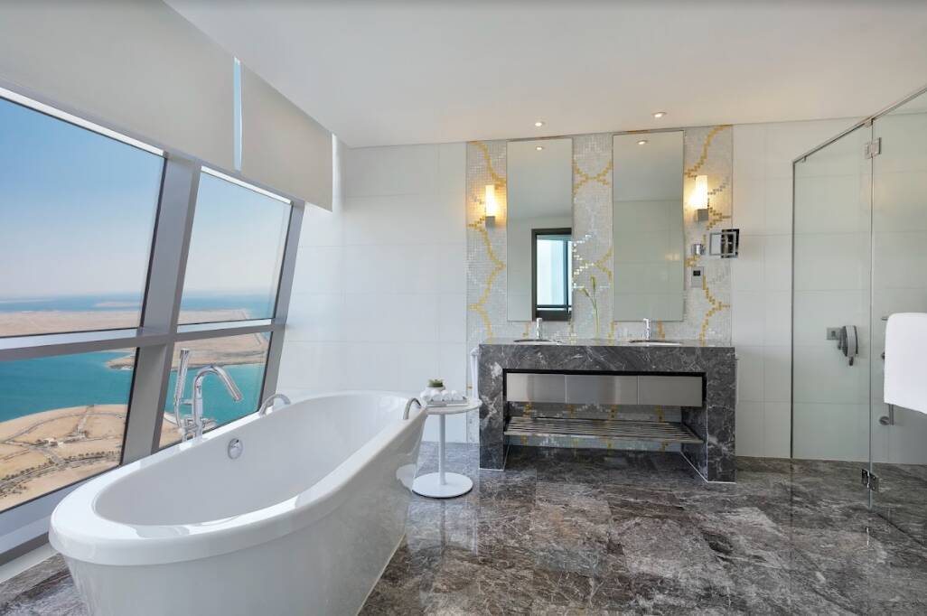 King One Bedroom Suite With Sea View