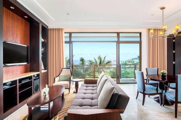 St. Regis Suite