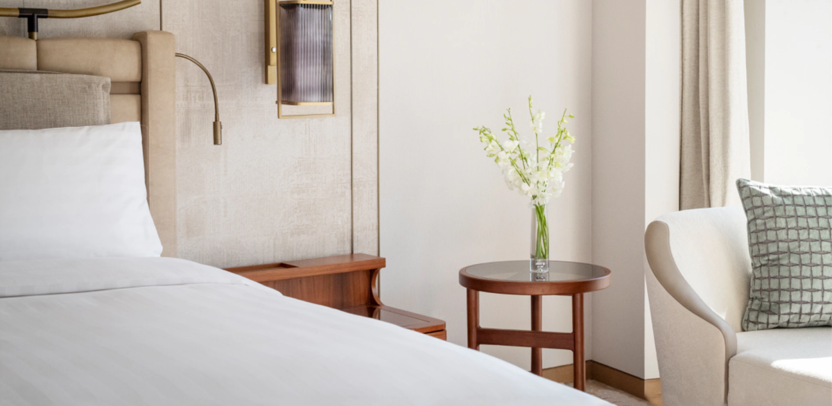 Horizon Deluxe King Room