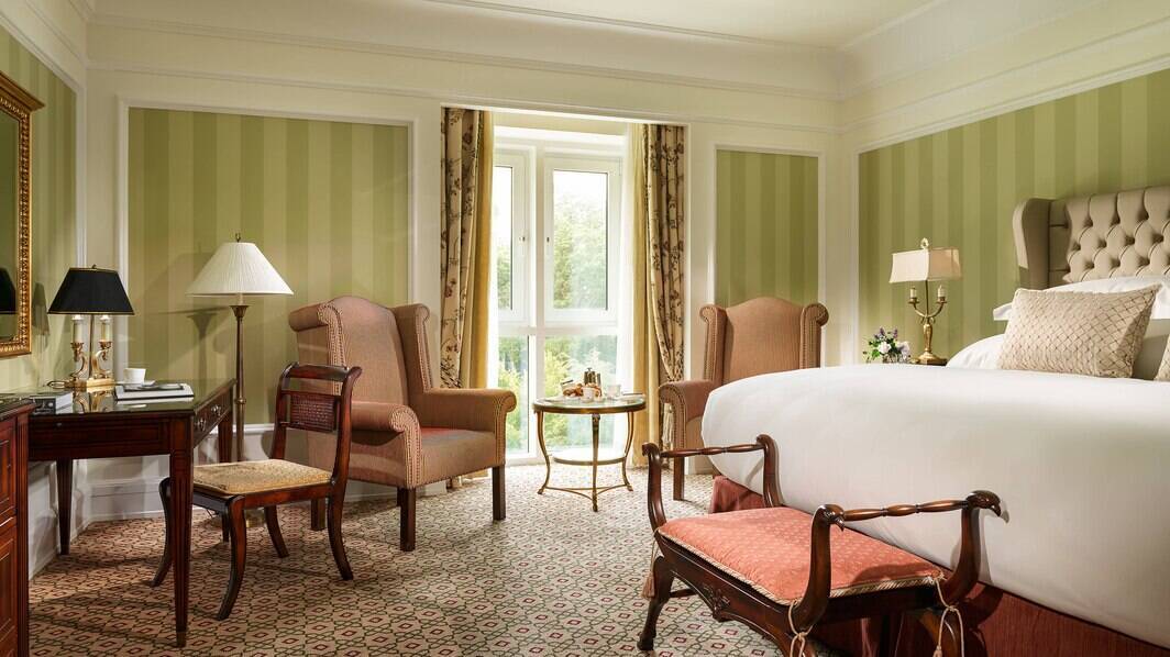 Classic Deluxe King Room
