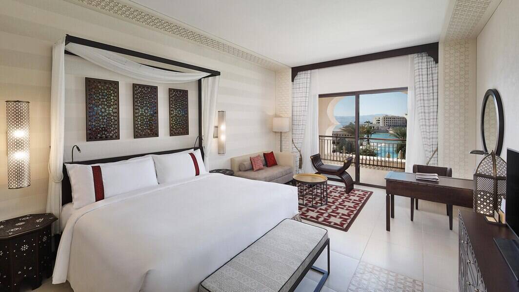 Superior King Room Balcony