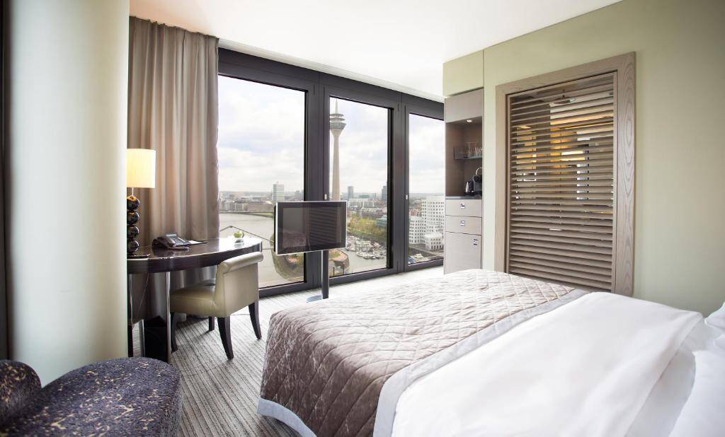 King Bed with View Deluxe