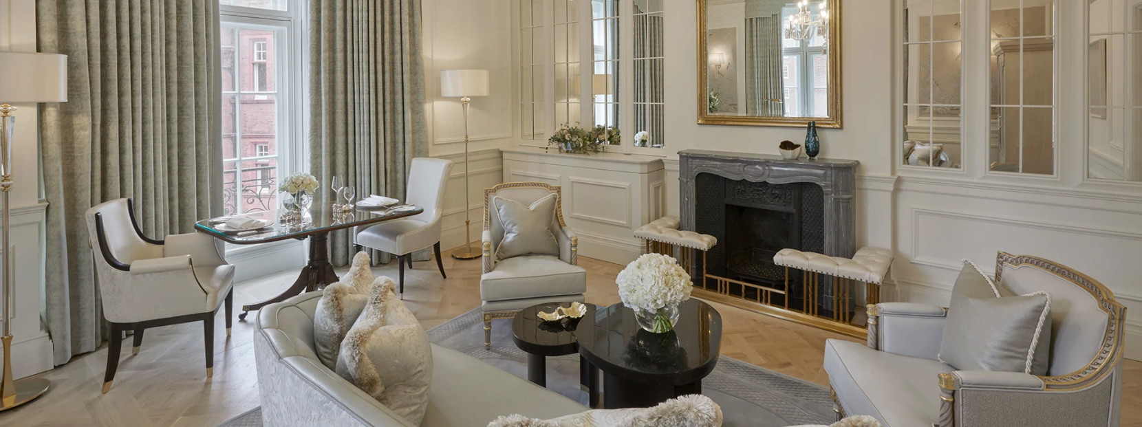 Corner Suite