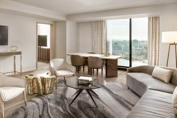 One Bedroom Executive Suite King Water View High Floor