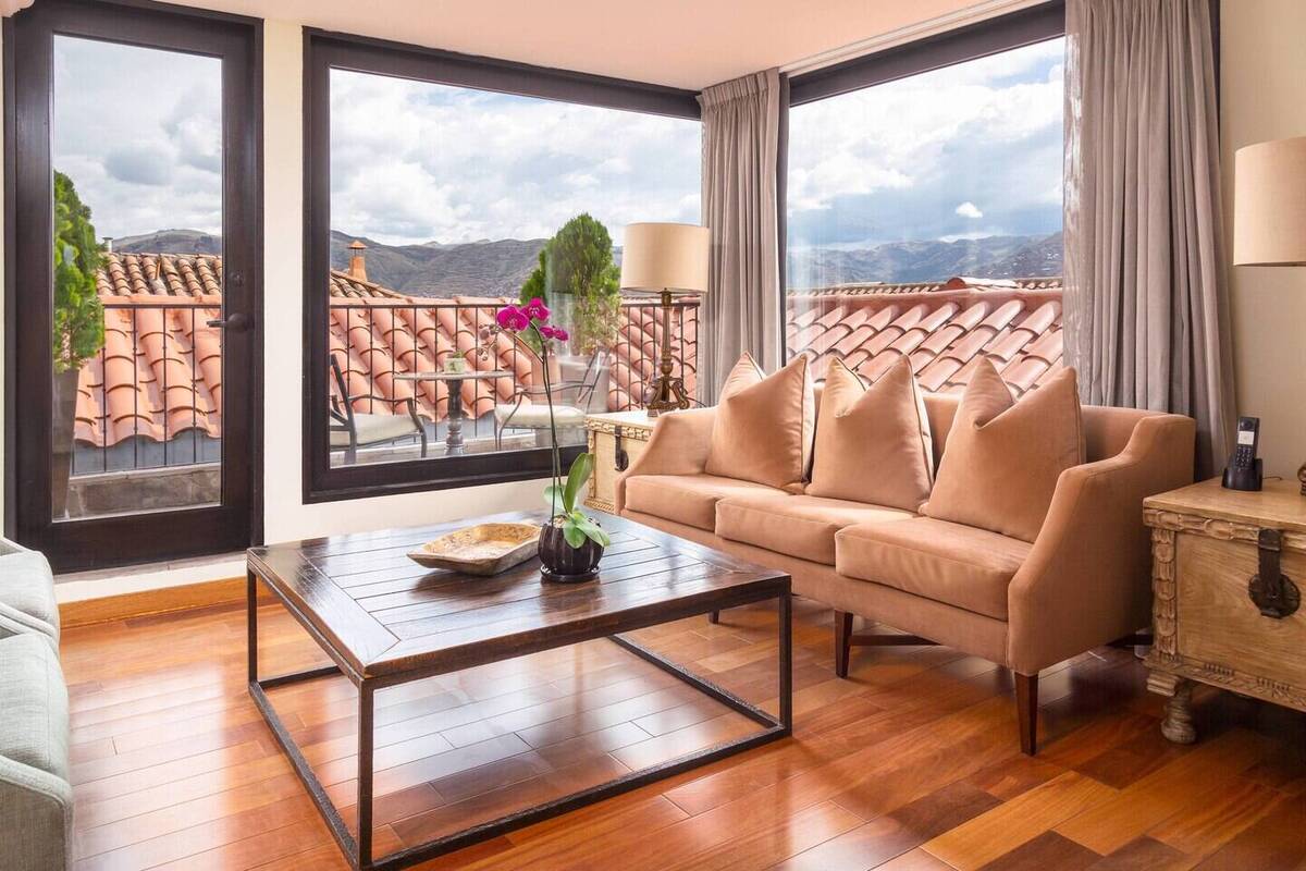 Imperial Suite 