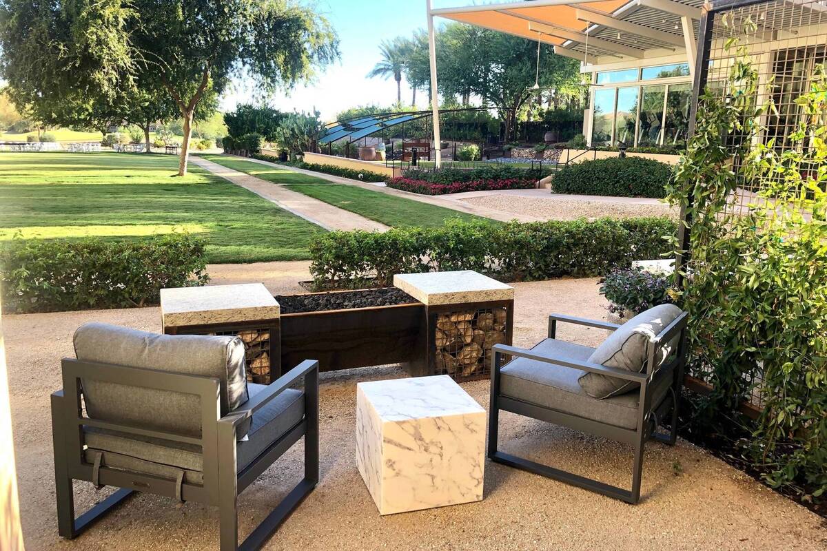 Guest Room, 2 Queen, Resort View Fire Pit, Patio