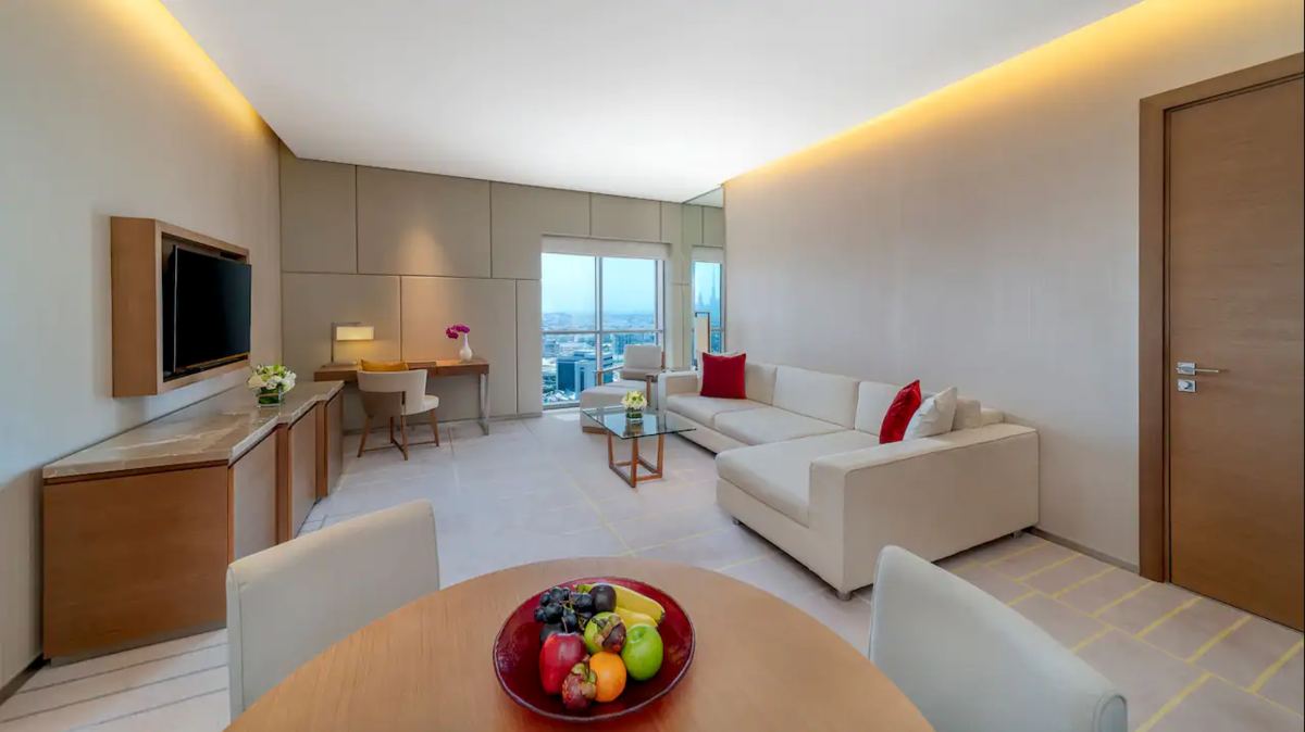 Regency Suite King