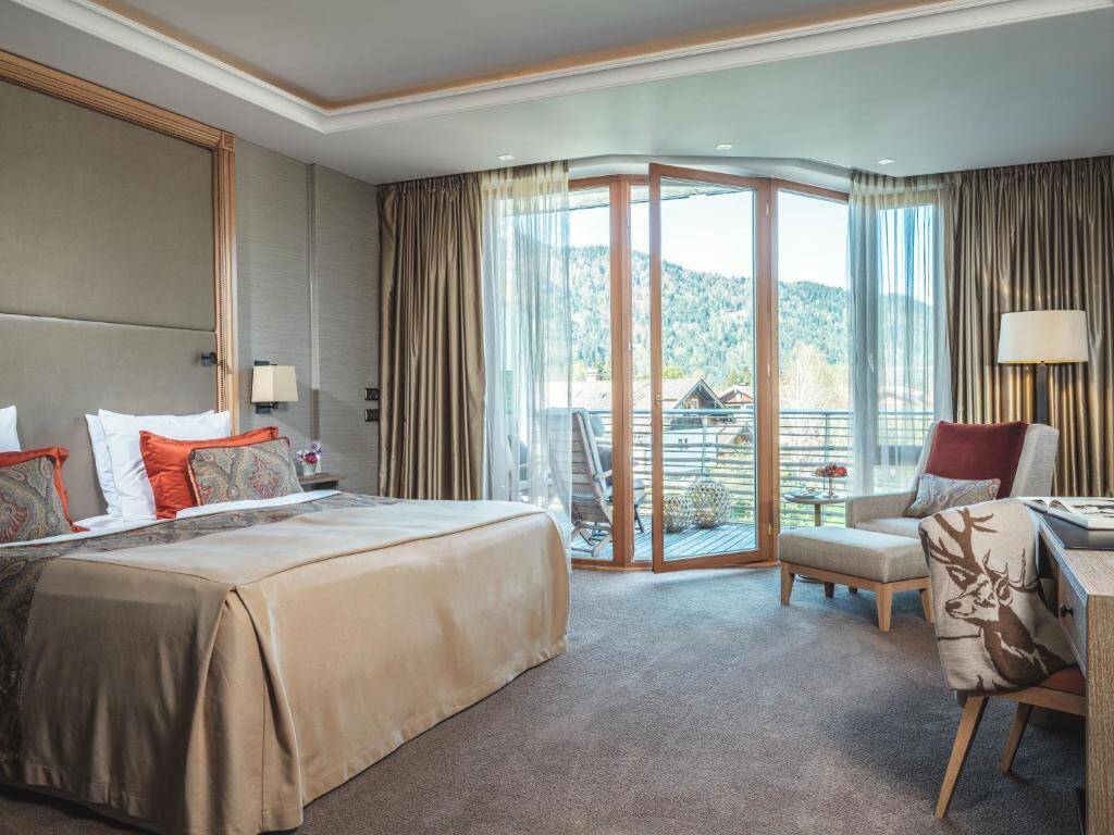 Elegant Nature Deluxe Room Alpine View