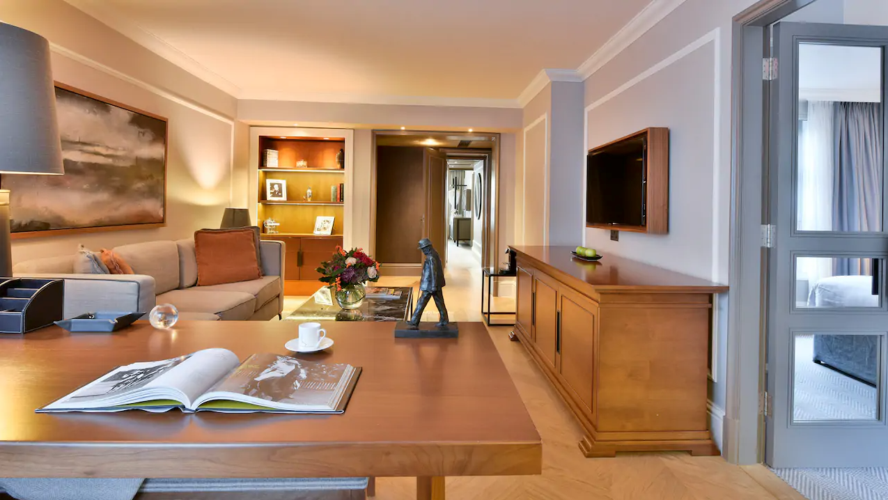 Regency Executive Suite