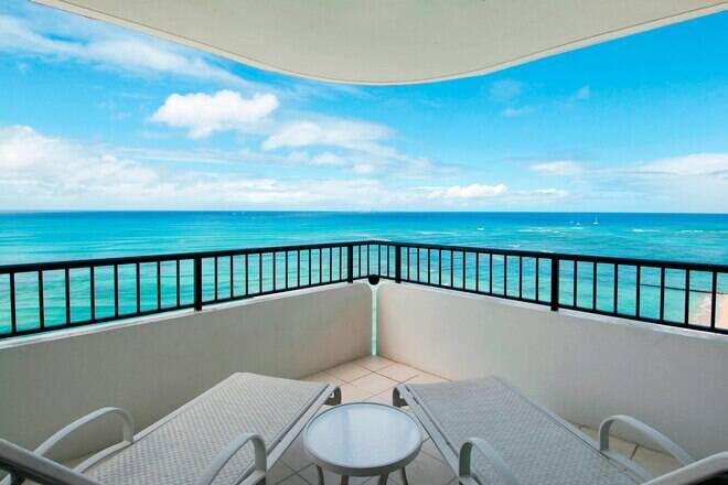 Tower Ocean Suite