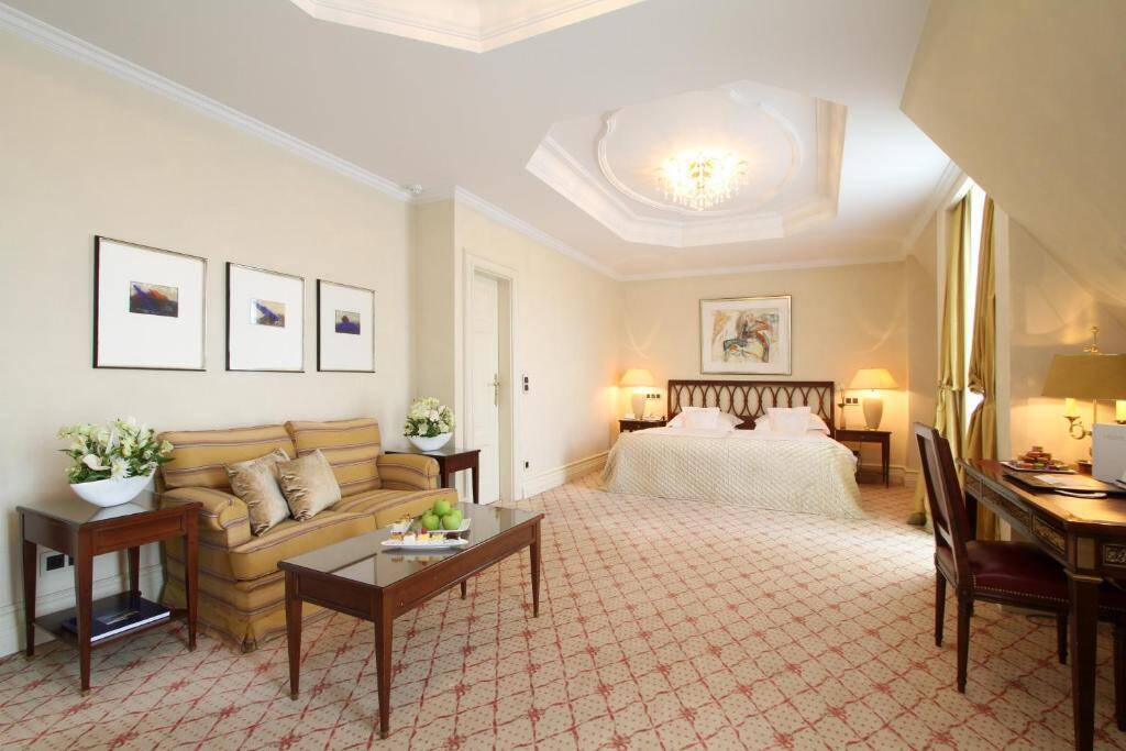 Excelsior Suite 