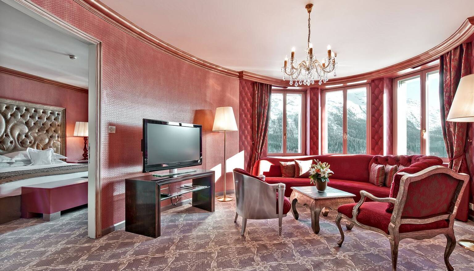 Deluxe Suite