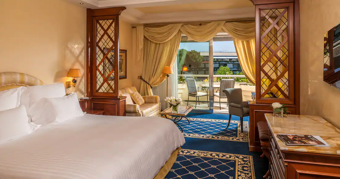 King Deluxe Room with Private Park View