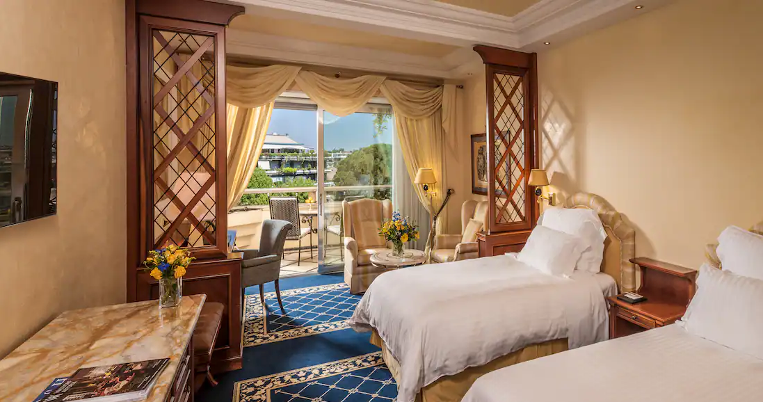 Twin Deluxe Room Residential View