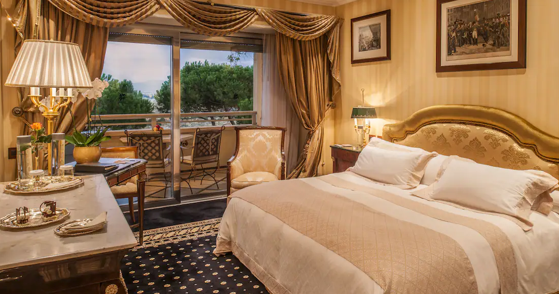 Napoleon Suite