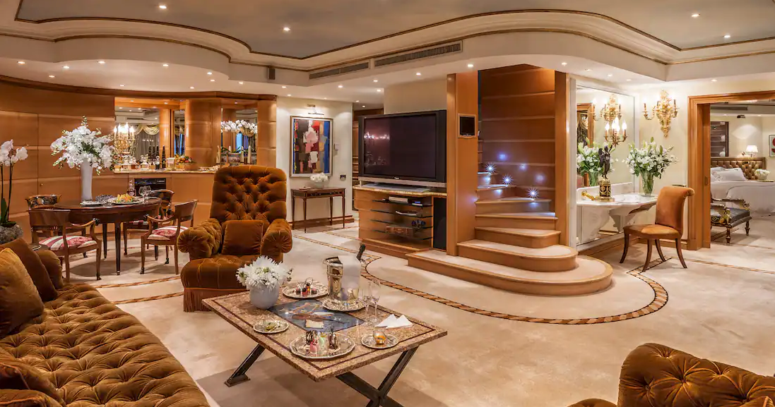 Penthouse Suite