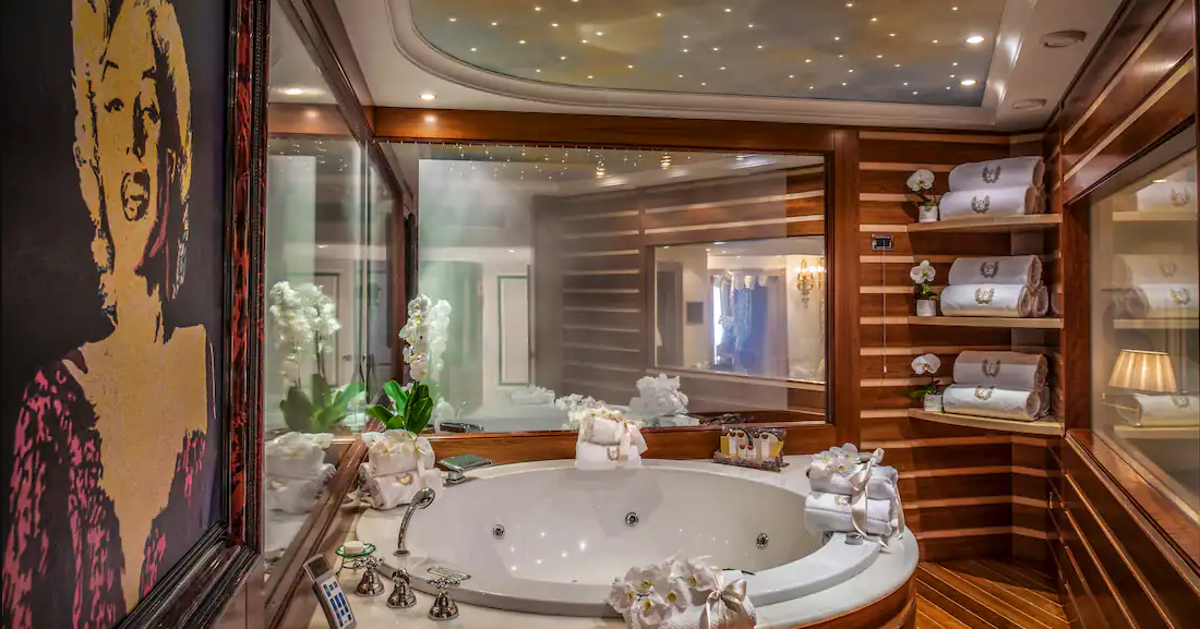 Penthouse Suite