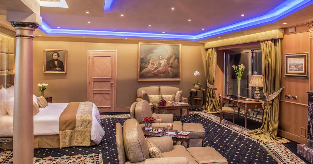 Vista Suite with Rome View
