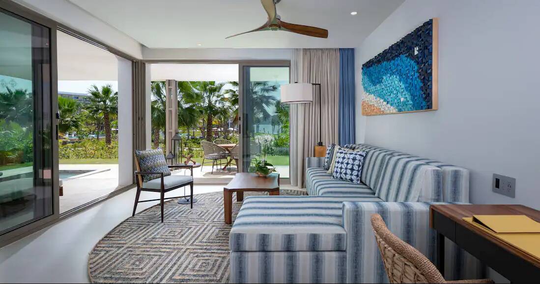 King Partial Ocean View Suite