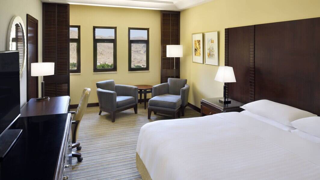 Superior King Room