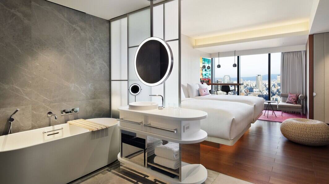 Deluxe Two Double Room, High Floor