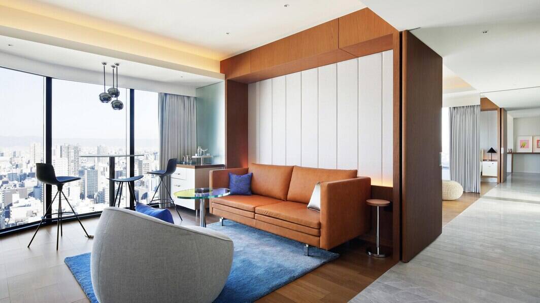 W King Suite