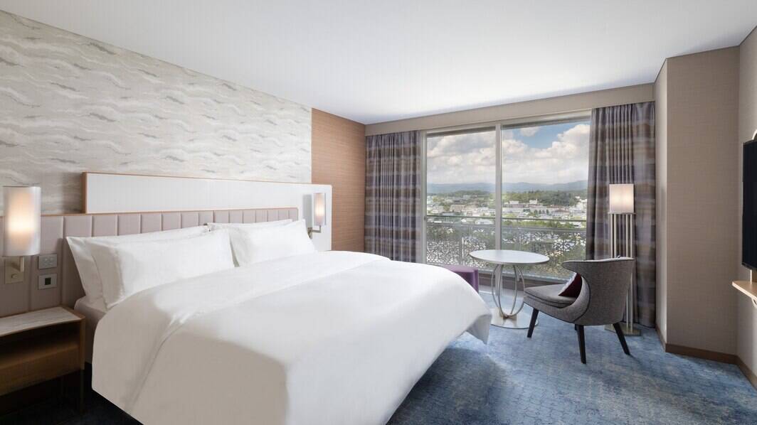 Deluxe King Room - Heian-Kyo View