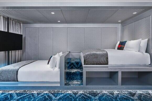 Two Queen Guest Room, Partial Mountain View
