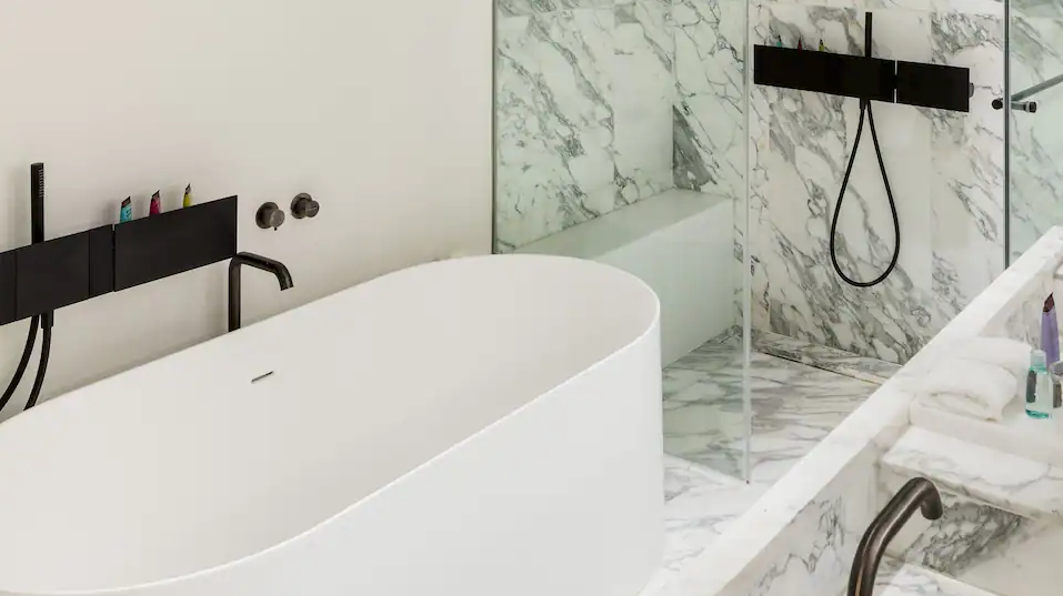 Andaz Large Suite
