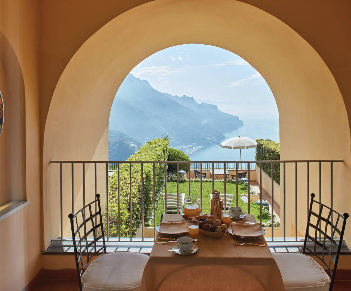 Deluxe Sea View Junior Suite With Balcony