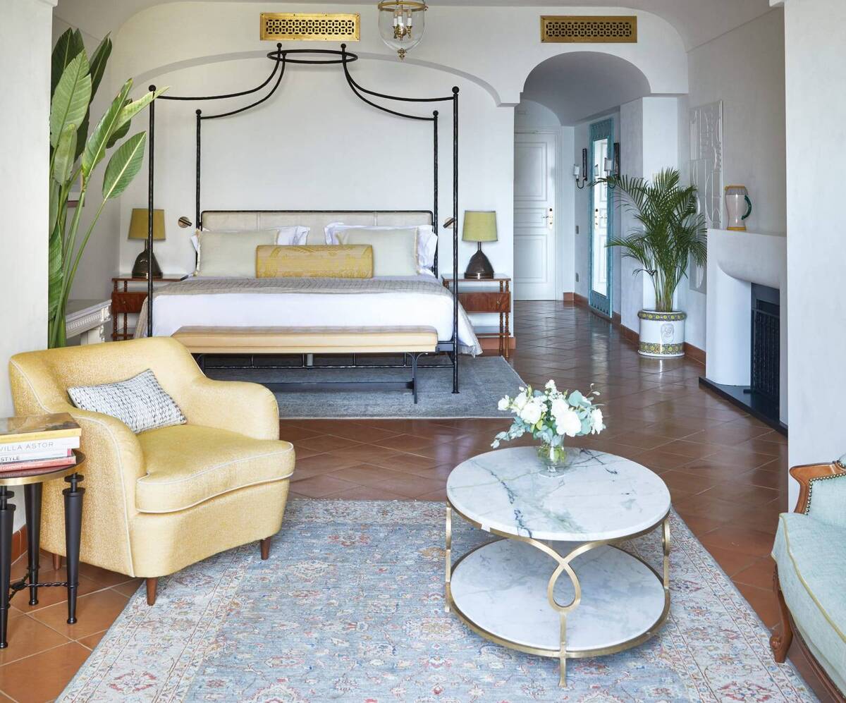 Sea View Suite With Garden