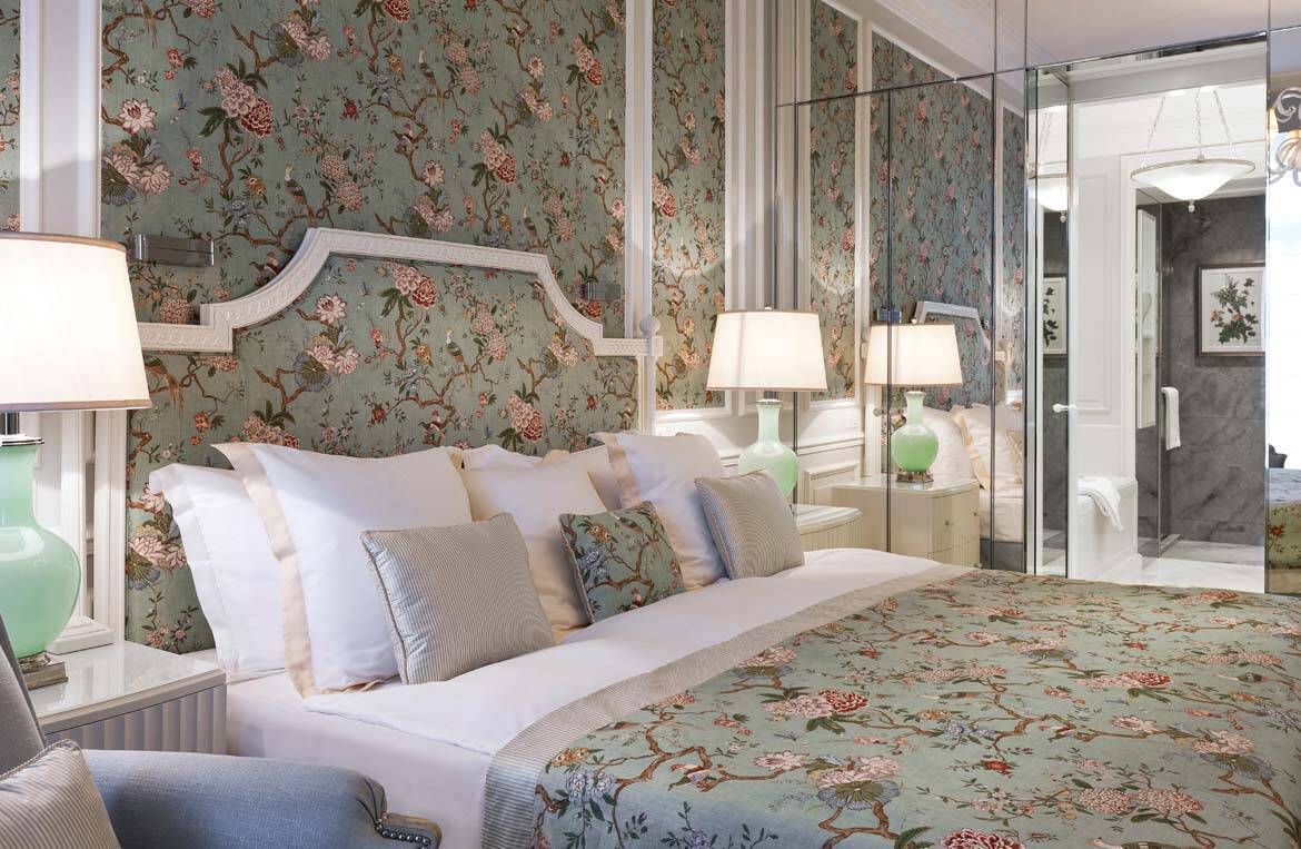 Deluxe Room - City and Garden View