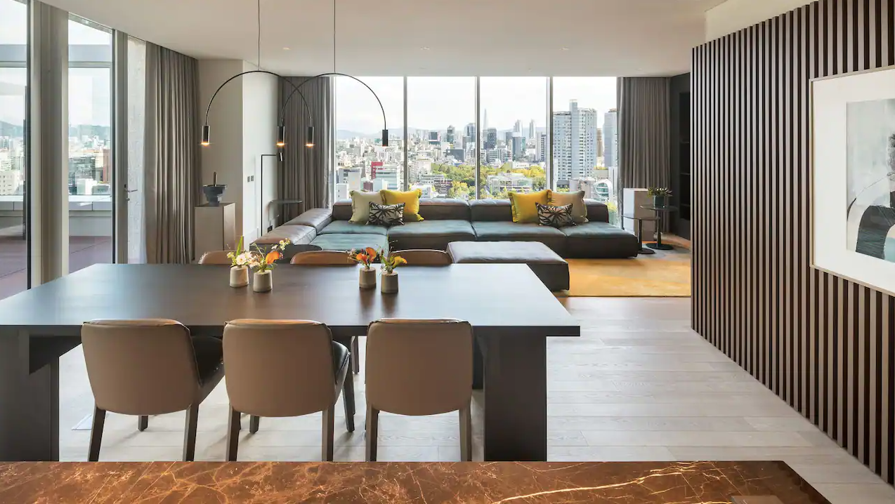 Sky Terrace King Suite