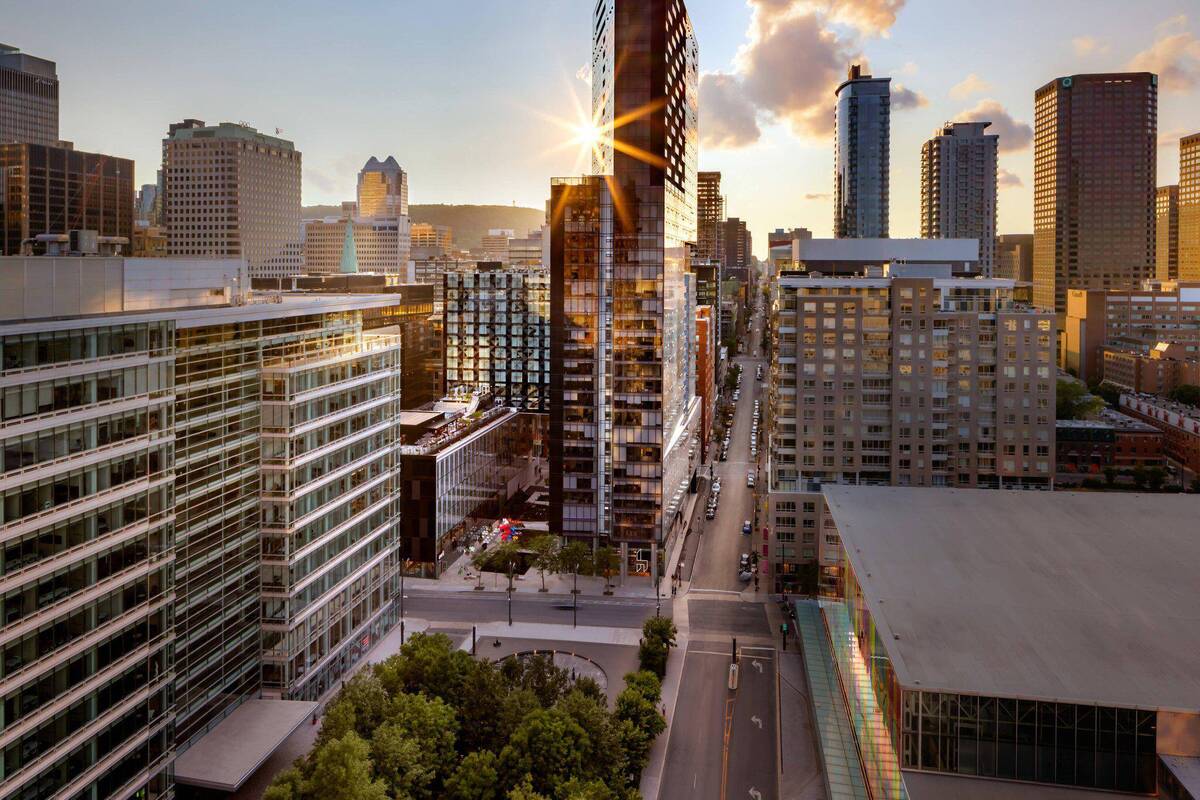 Humaniti Hotel Montreal, Autograph Collection