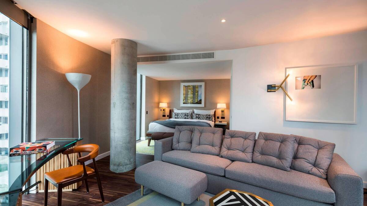 Collector King Suite