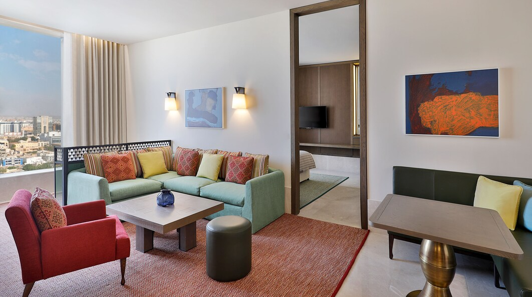 Junior King Suite
