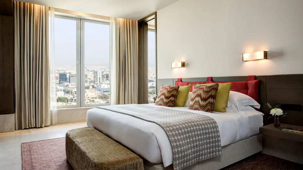 Panoramic King Suite