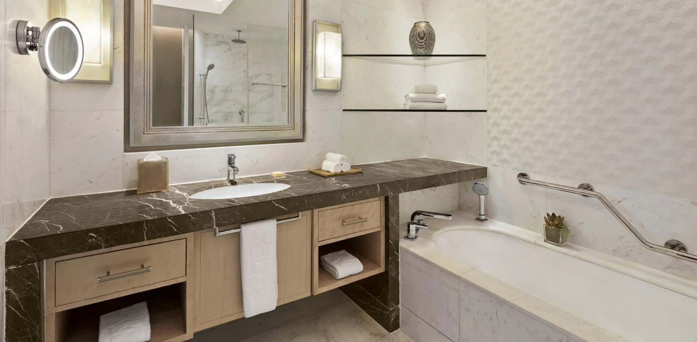Deluxe High Street View Room King 