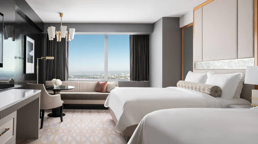 Deluxe Queens Room