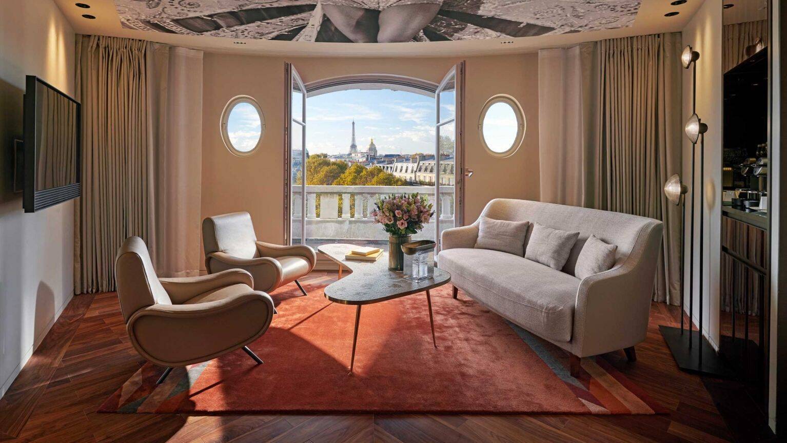 Josephine Baker Suite With Eiffel View Terrace 