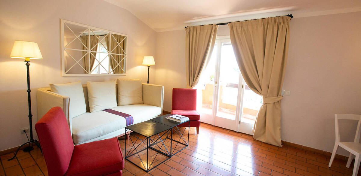 JUNIOR SUITE GARDEN VIEW