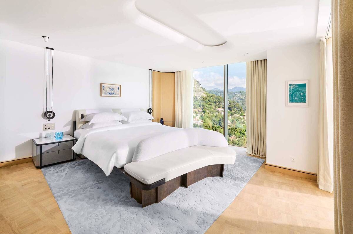 Grand Sea View Suite