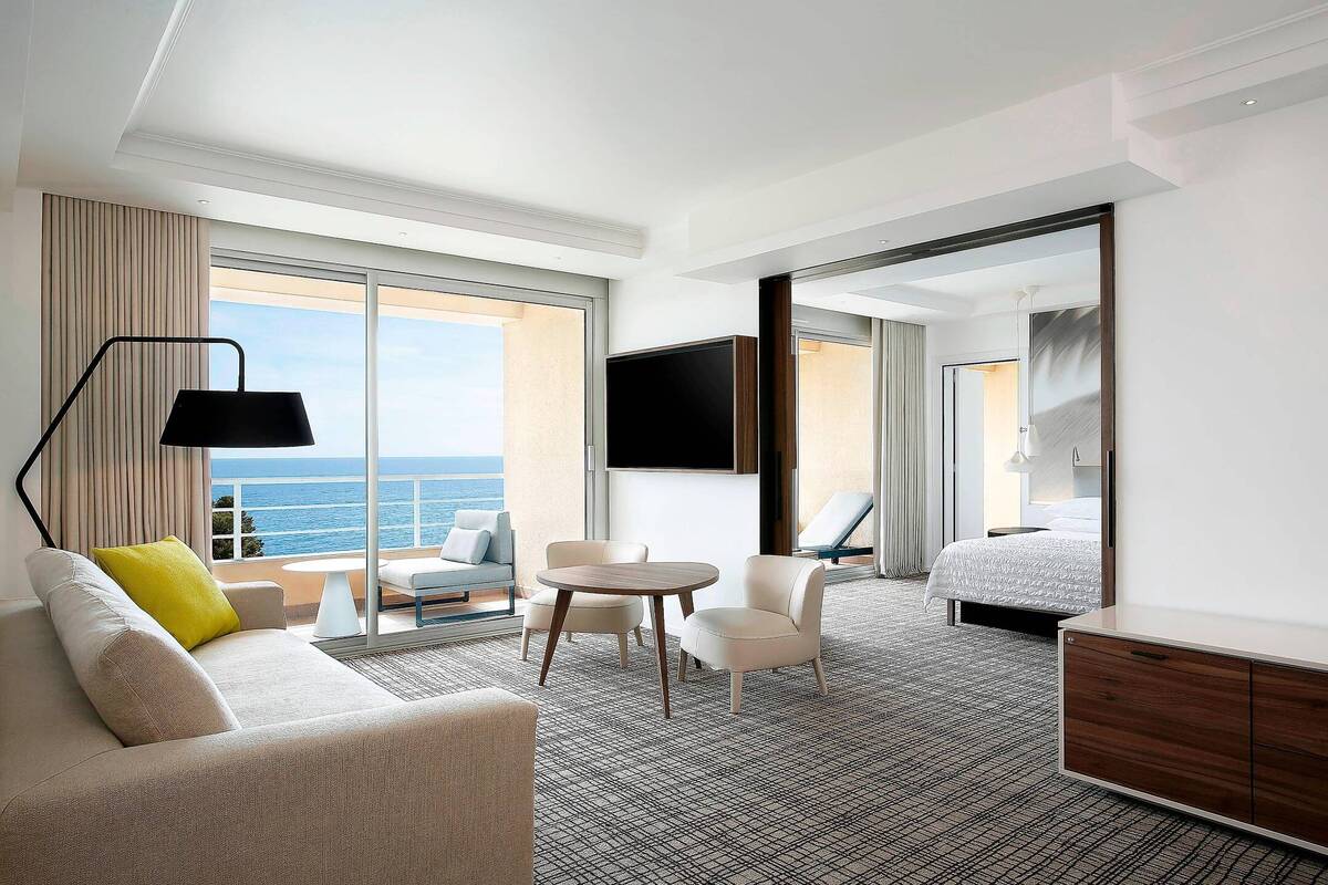 Horizon Suite One Bedroom Suite King 